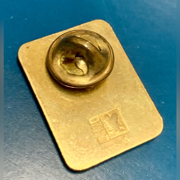 Vintage 1994 MICHIGAN SKEET CHAMPIONSHIPS Enameled Lapel Pin - Picture 5 of 9